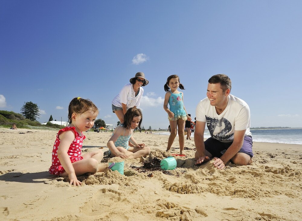Фото Nrma Stockton Beach Holiday Park