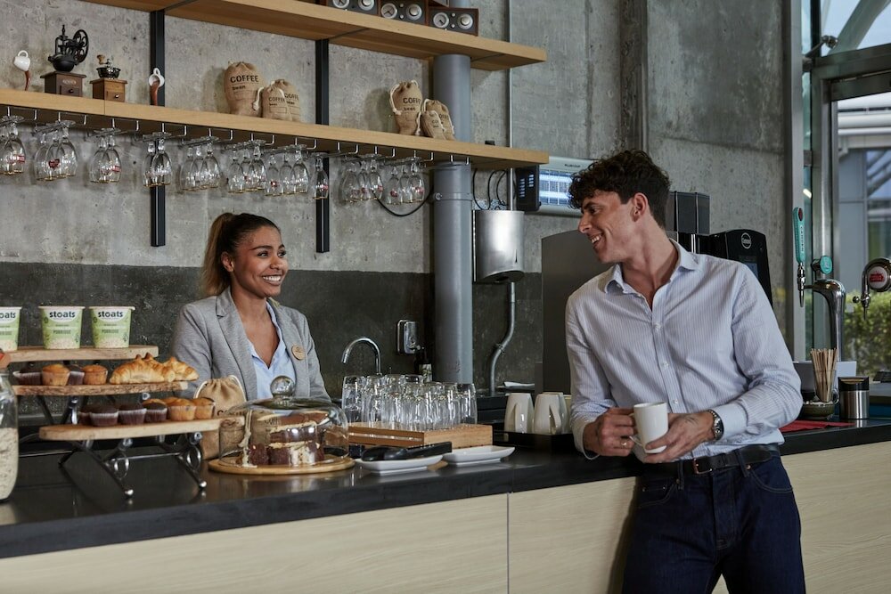 Фото Aparthotel Adagio London Brentford