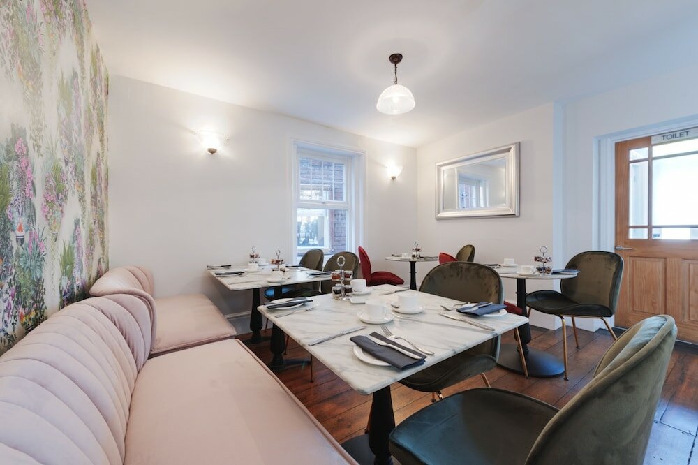 Фото Florence Gardens Hotel & Restaurant