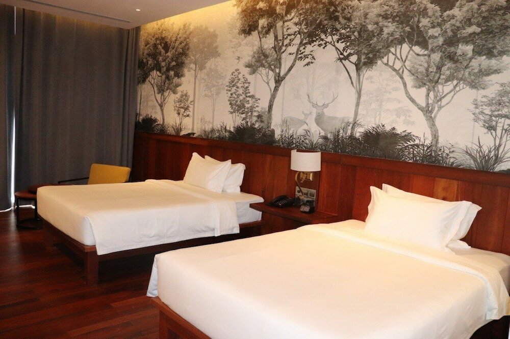 Фото Koulen Central Hotel