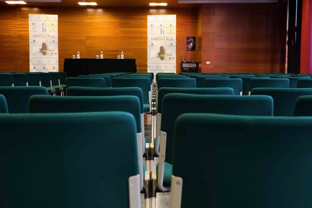 Фото Hotel Escuela Santa Cruz