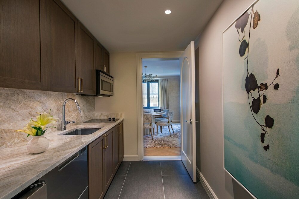 Фото Jw Marriott Essex House New York