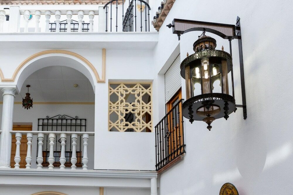 Фото Los Omeyas Hotel