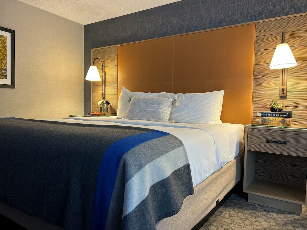 Фото Riverhouse on the Deschutes