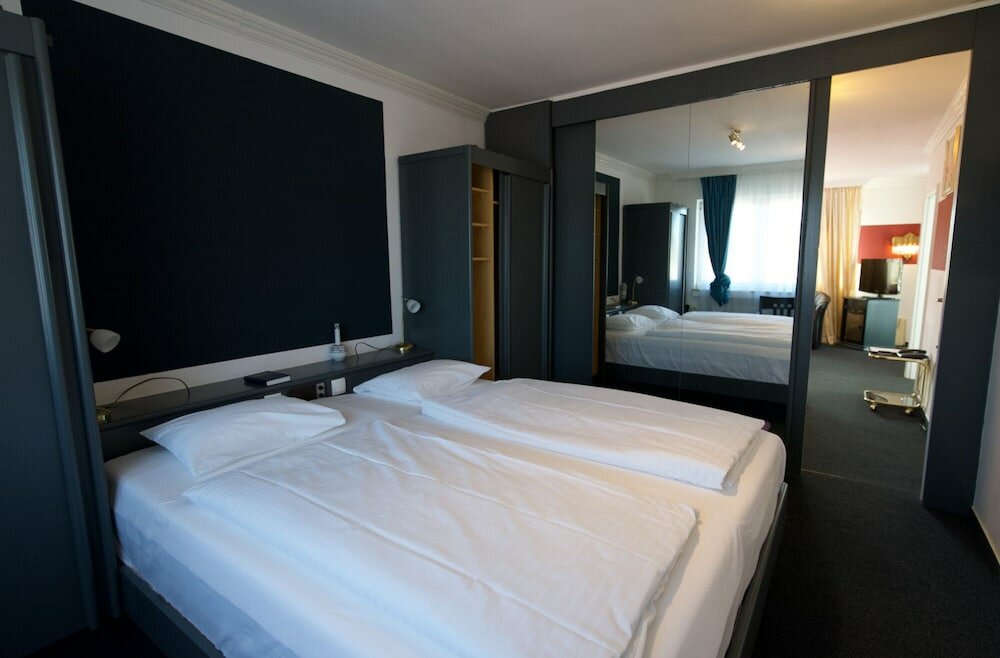 Фото Hotel Merian