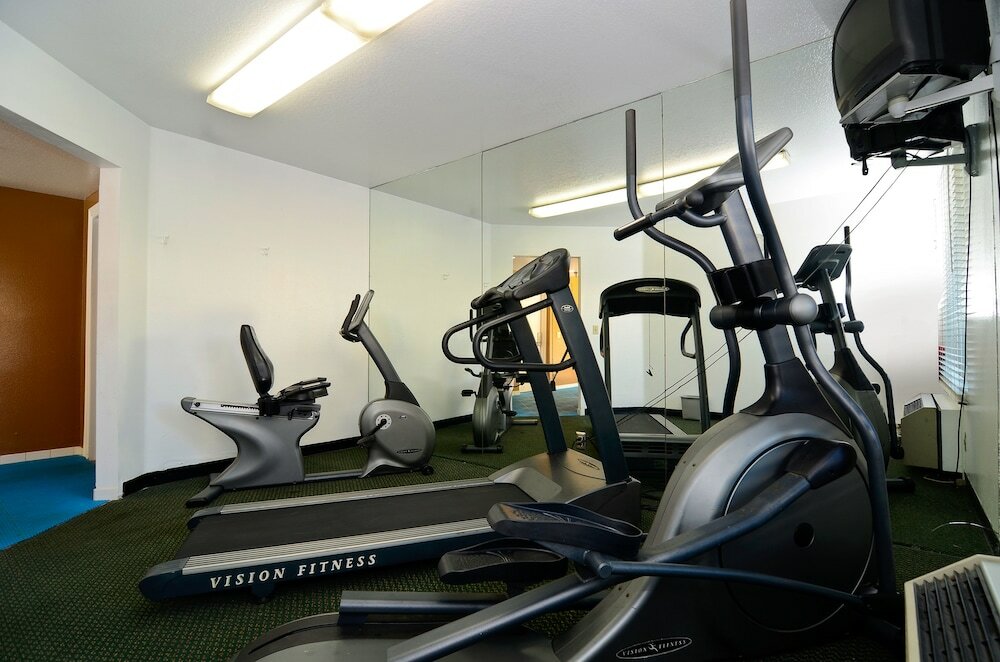 Фото Best Western Plus Newport Mesa Inn