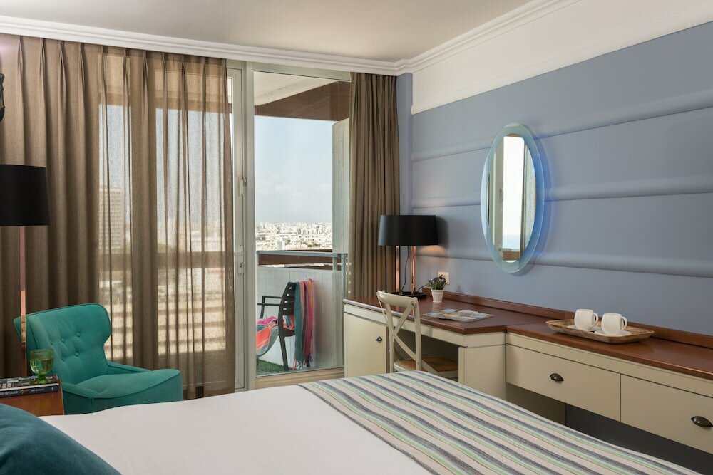 Фото Herods Hotel Tel Aviv by the Beach