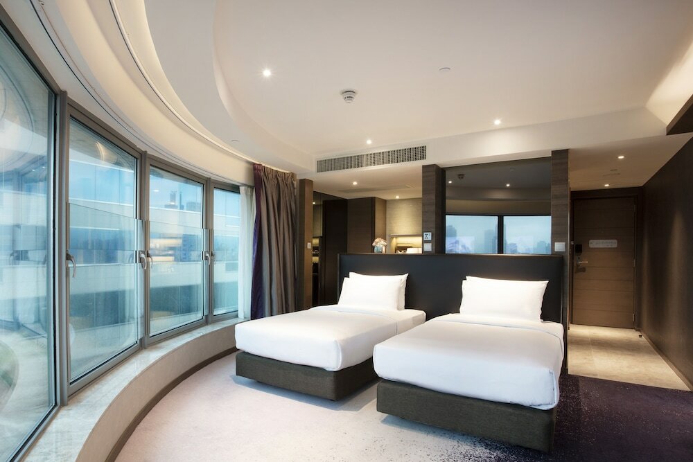 Фото Royal Plaza Hotel