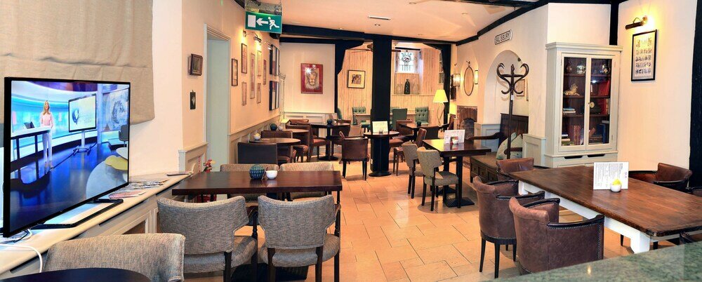 Фото Best Western Red Lion Hotel