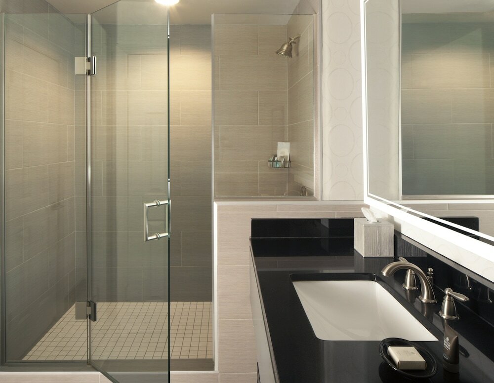 Фото Melrose Georgetown Hotel