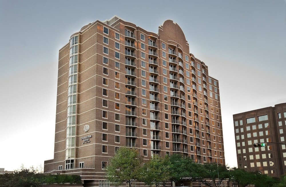 Фото DoubleTree Suites by Hilton Hotel Austin