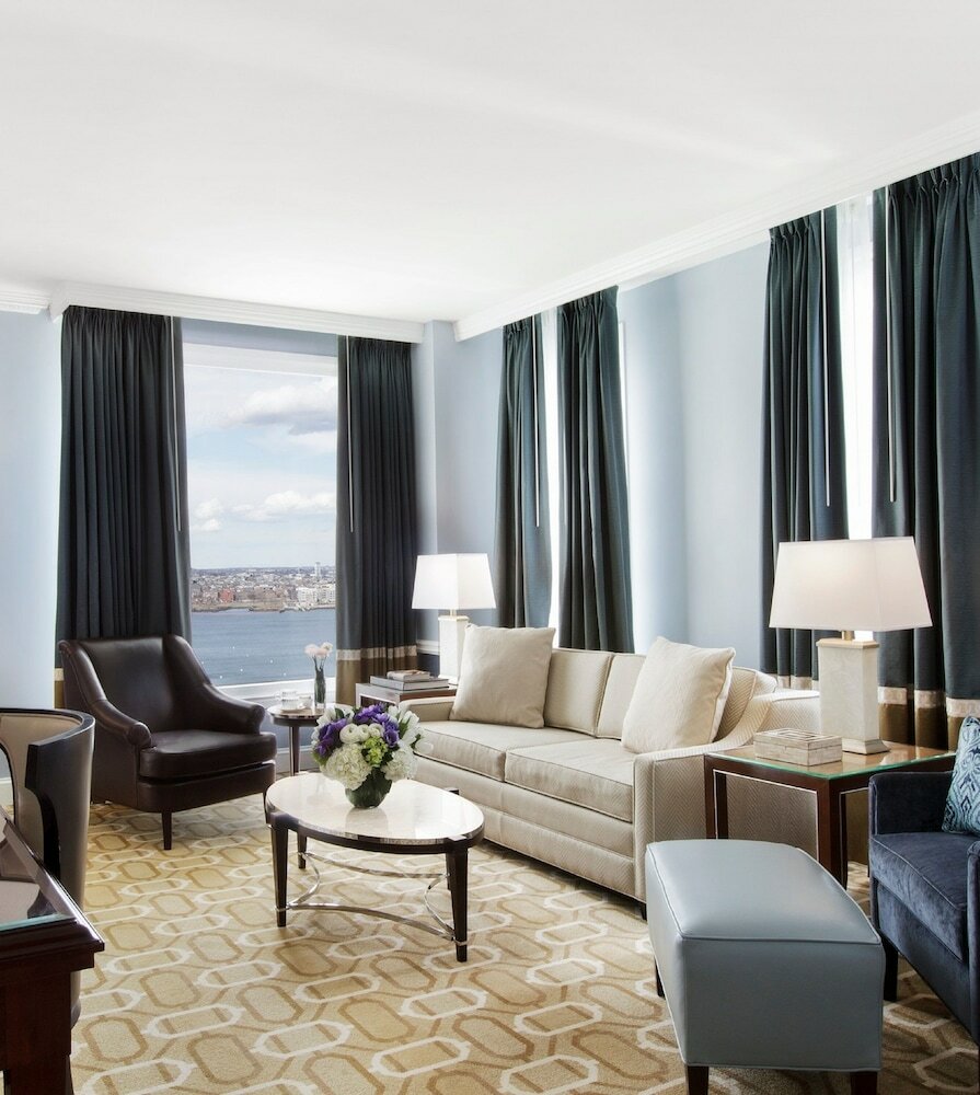 Фото Boston Harbor Hotel