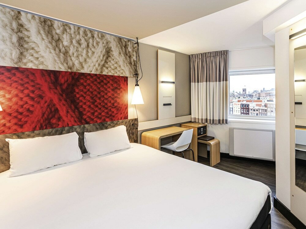 Фото ibis Amsterdam Centre Hotel