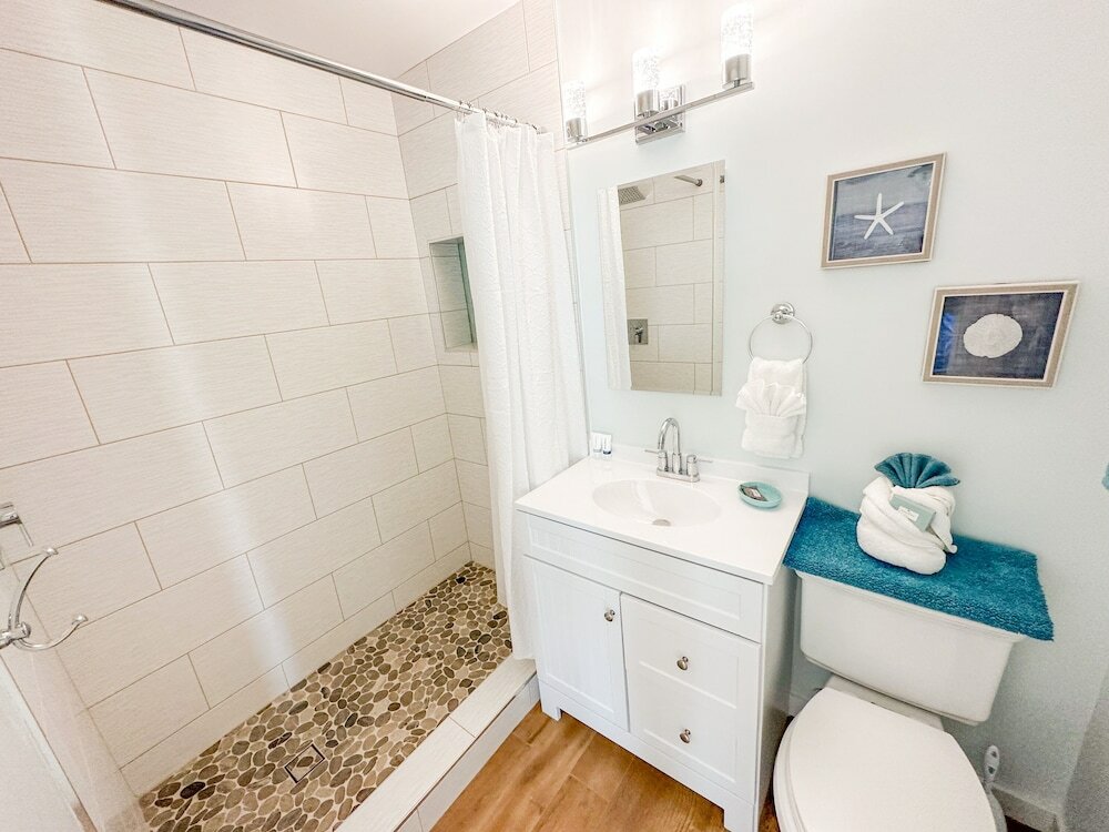 Фото Pearl Beach Inn