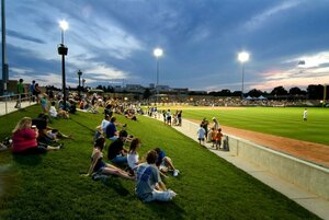 Гостиница Best Western Plus Kelly Inn & Suites