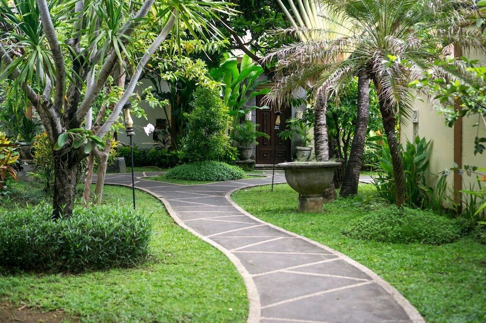 Фото Desamuda Village