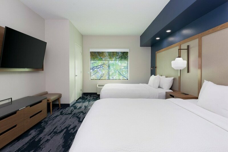 Гостиница Fairfield Inn & Suites by Marriott Atlanta Stonecrest