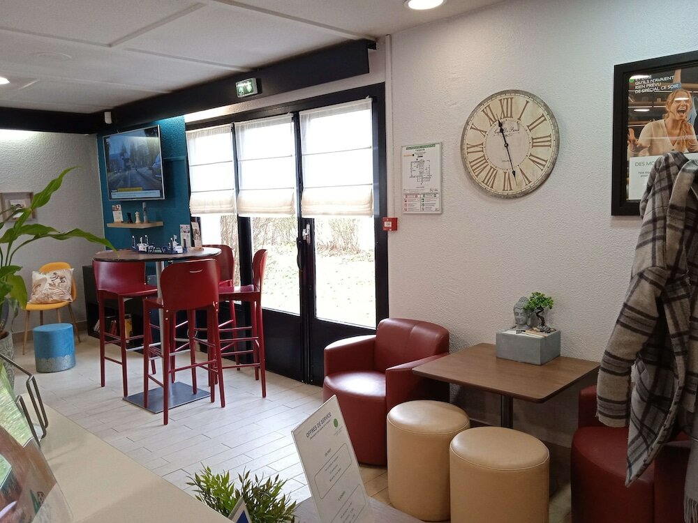 Фото Campanile Cergy Saint Christophe