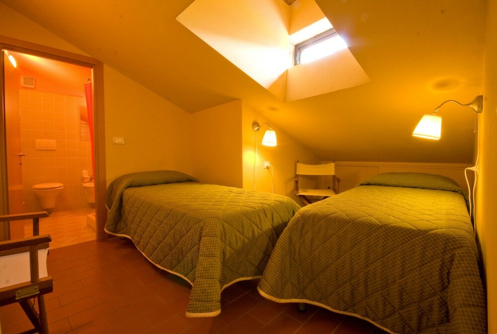 Фото Hotel Gli Orzali