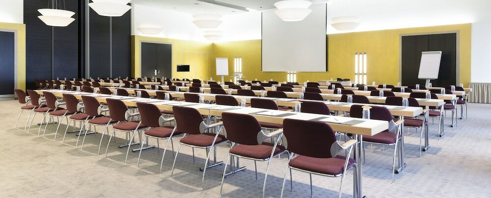 Фото Novotel Karlsruhe City