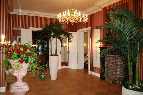 Гостиница Hotel Schloss Westerholt в Хертене