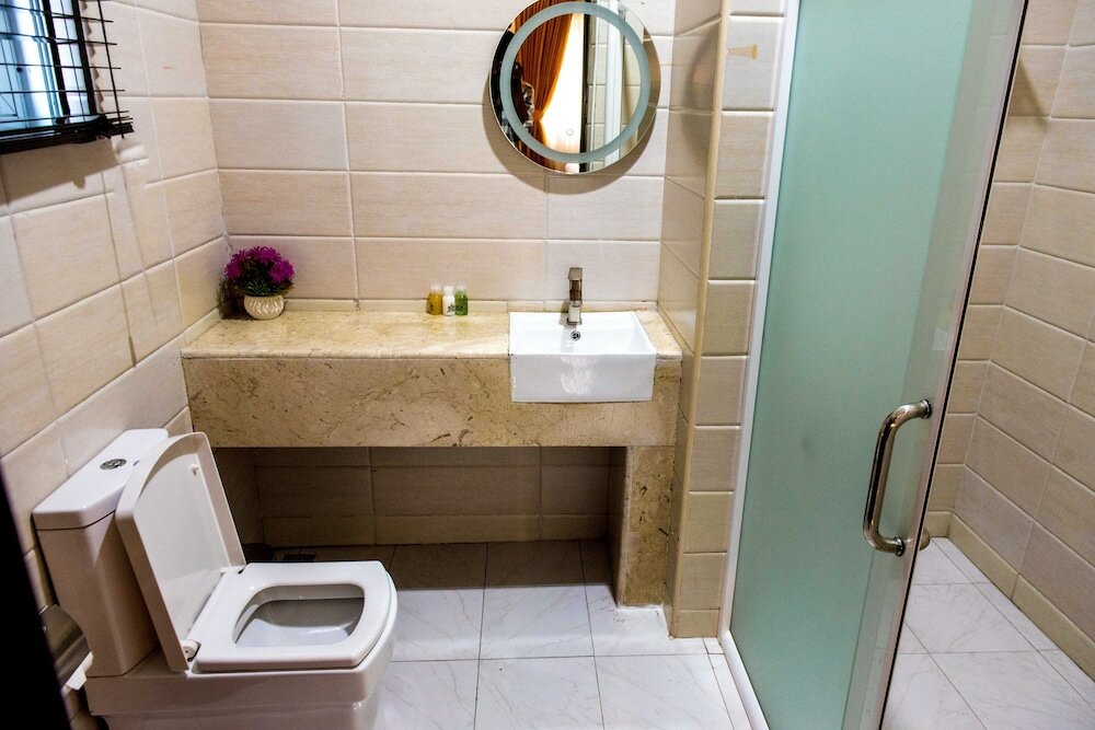 Фото Bon Hotel Hyatti Warri