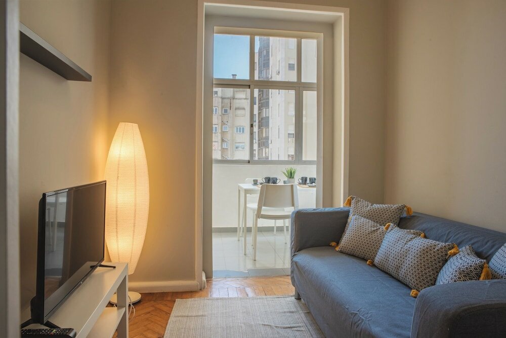 Фото Succeed Campo Pequeno Guesthouse