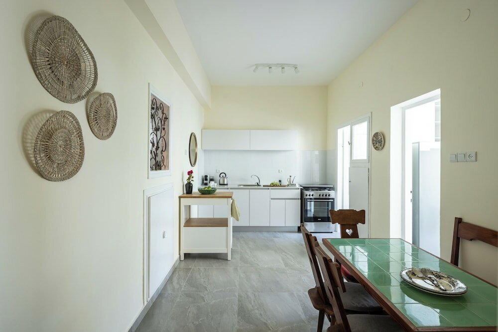 Фото Eclectic Rabin Square Apt by Sea N' Rent