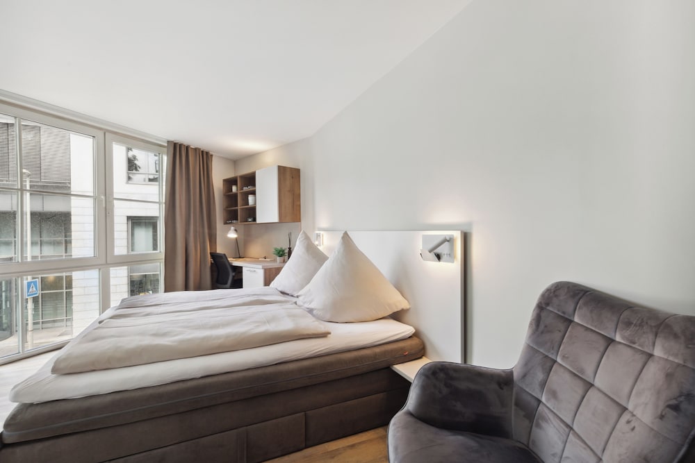 Фото Modern Studios in Bonn Sk