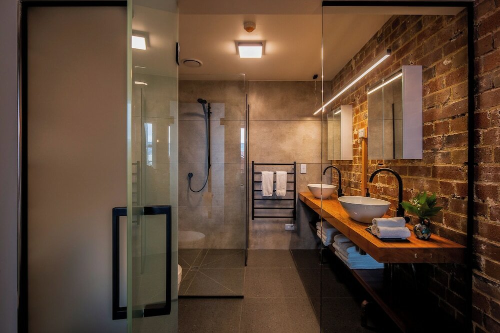 Фото The Thomas Gregg Apartments