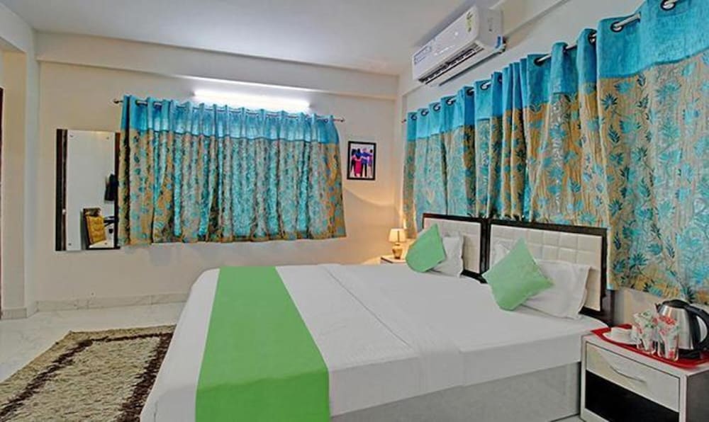 Фото Fabhotel Ashraya Inn