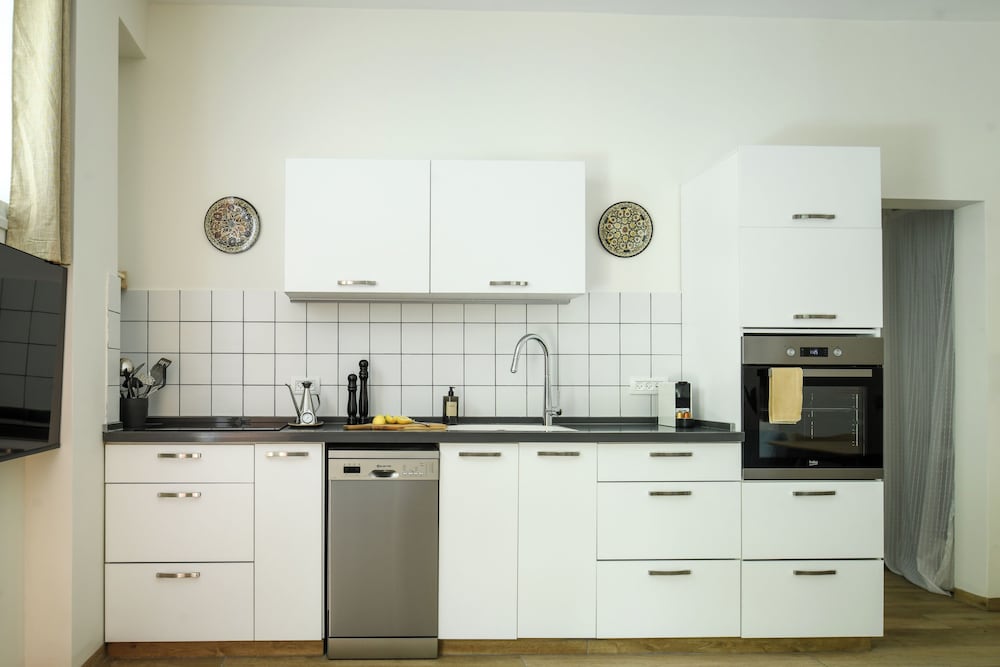 Фото Simple Living in Tel Aviv by Sea N' Rent