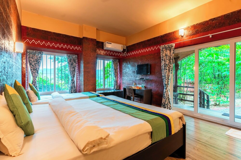 Фото Treebo Trend Rock Valley