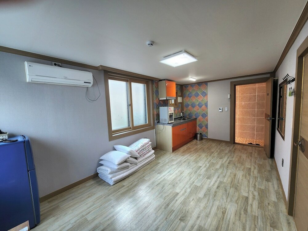 Фото E cozy Hotel