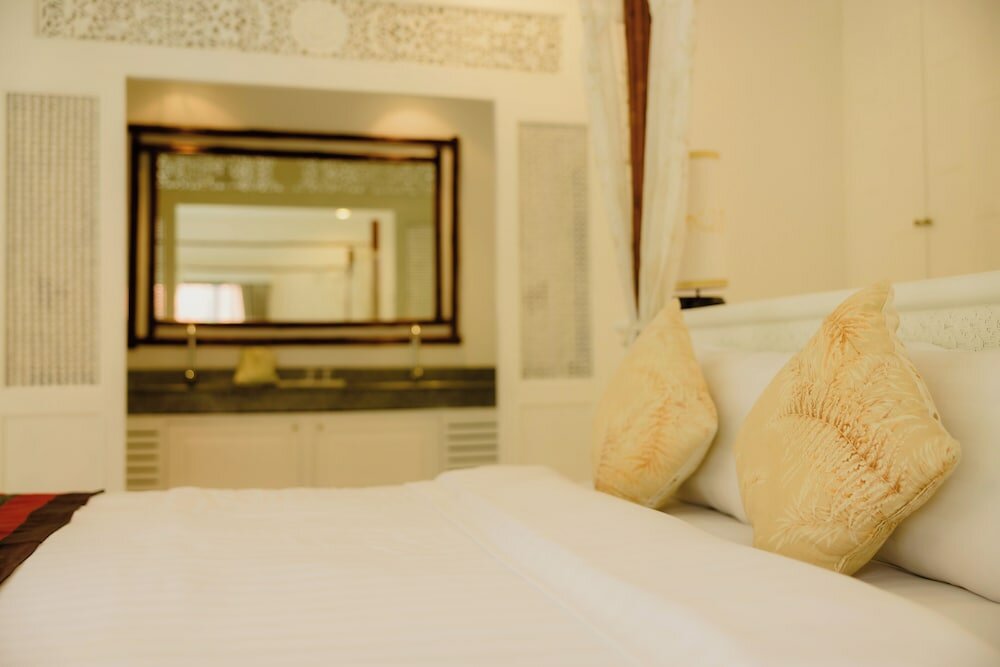 Фото Villa Raya Private Pool Villas Resort