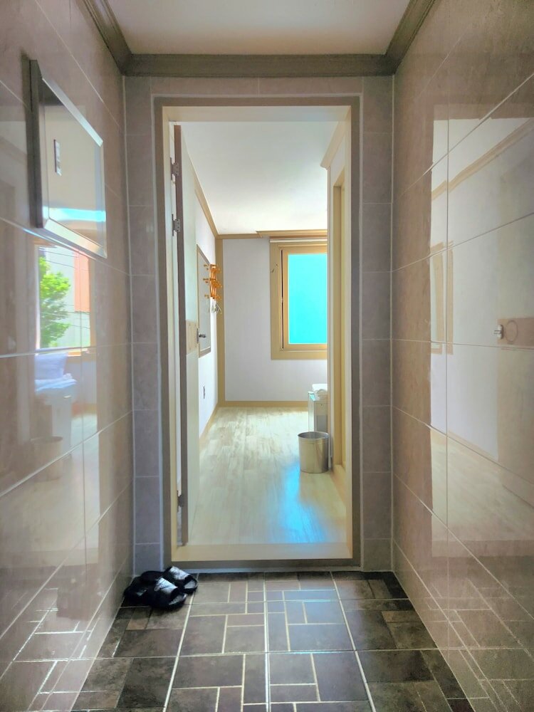 Фото E cozy Hotel