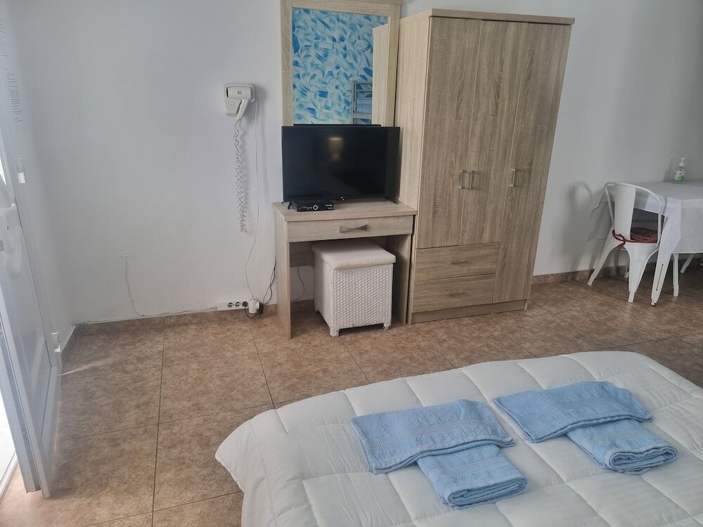 Фото Cycladic Pleasure Houses by the Sea