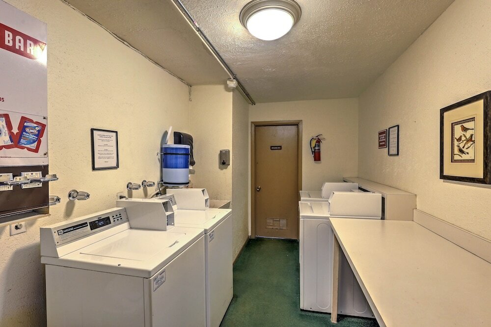 Фото Mtn Retreat, Walk to River Run Village & Slopes!