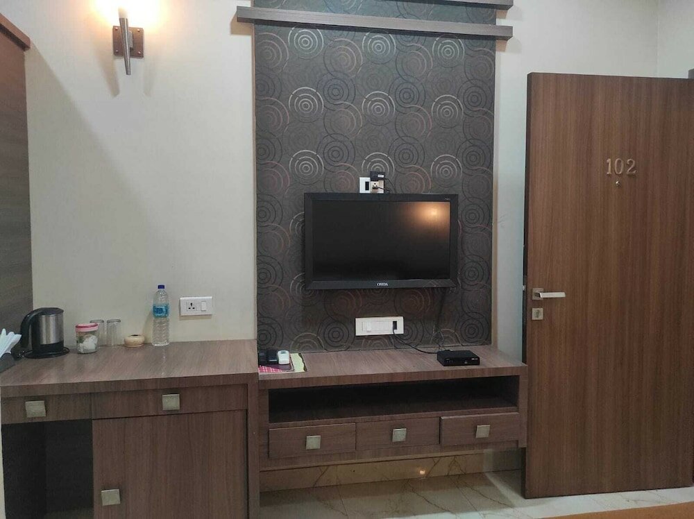 Фото Hotel Holiday Palace