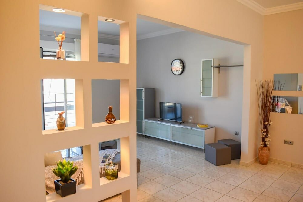 Фото Cozy Flat Main Square 10min To The Sea