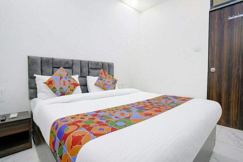 Гостиница Fabexpress Bhau Residency в Мумбаи