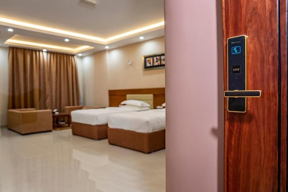 Фото Red-al Safa Suites