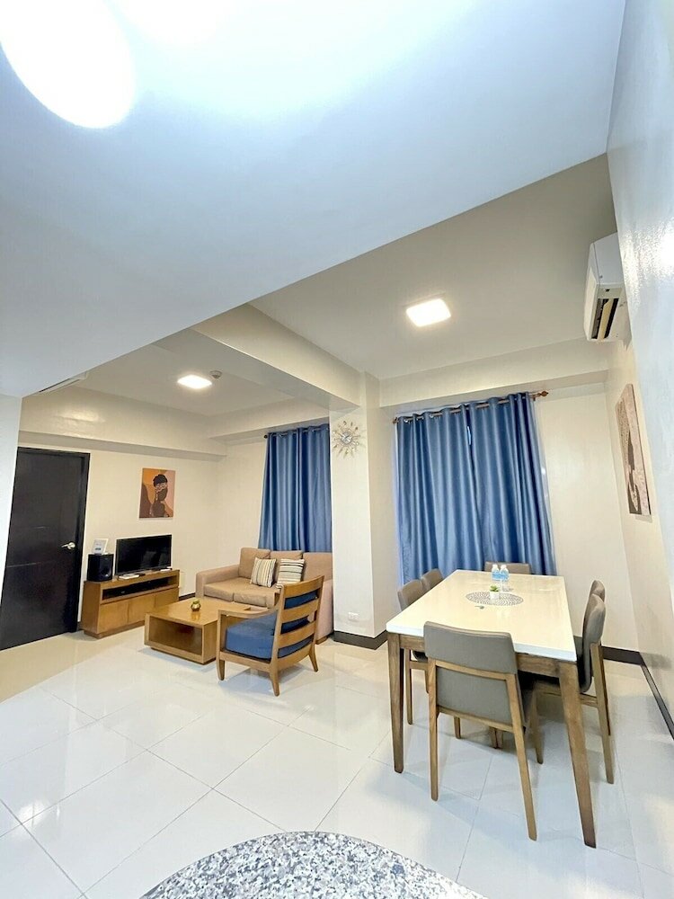 Фото Mactan Beach front Suites