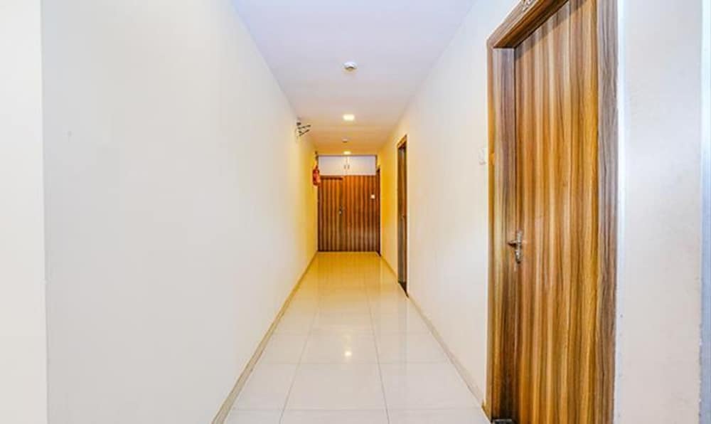 Фото Fabexpress Galaxy Inn