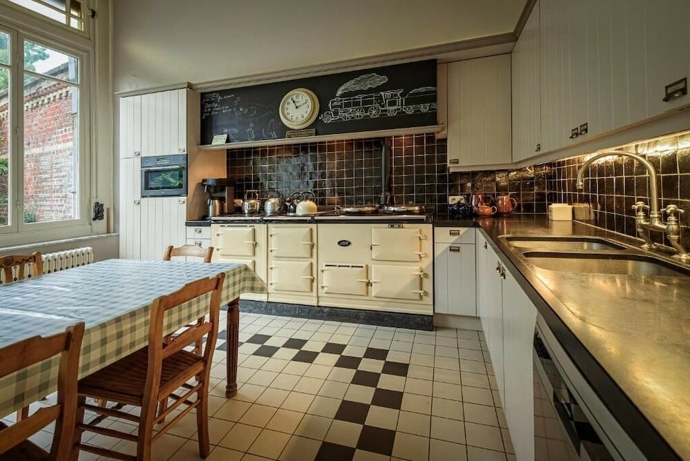 Фото Talbot House