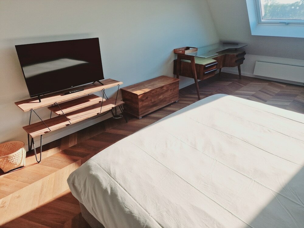 Фото Zennon Rooms