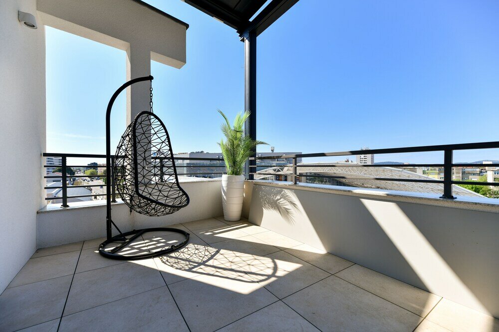 Фото Berin Deluxe Penthouse with jacuzzi