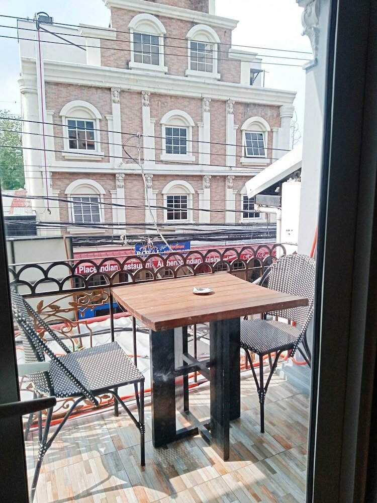 Фото отеля 2