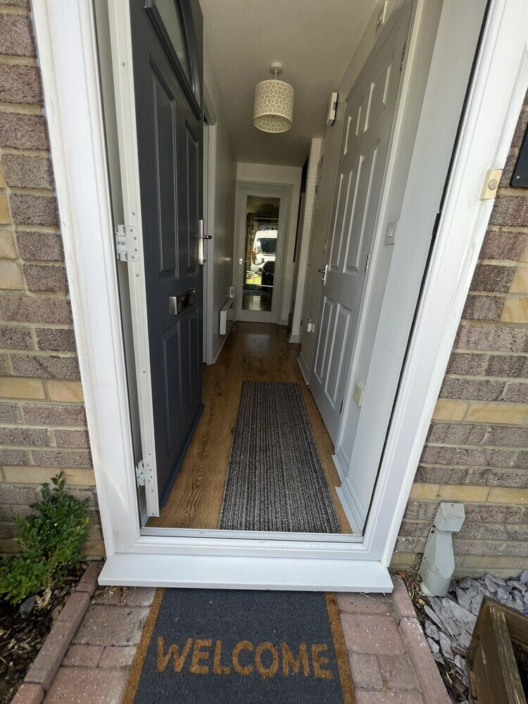 Фото Infinity Guest House Wiltshire Crescent