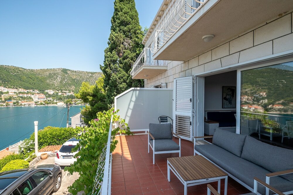 Фото Holiday Home Zaton